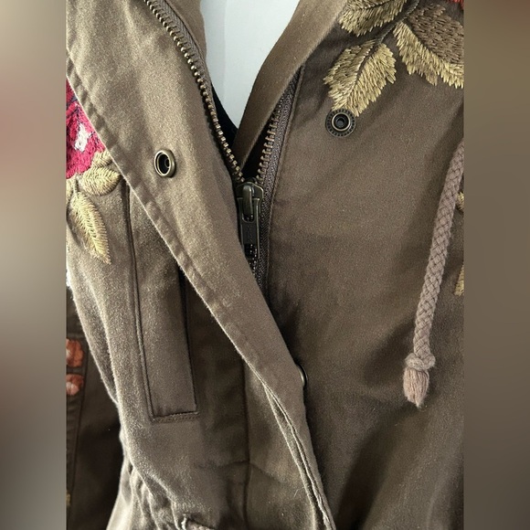 Johnny Was Mehdi Hooded Utility Jacket - Picture 10 of 17